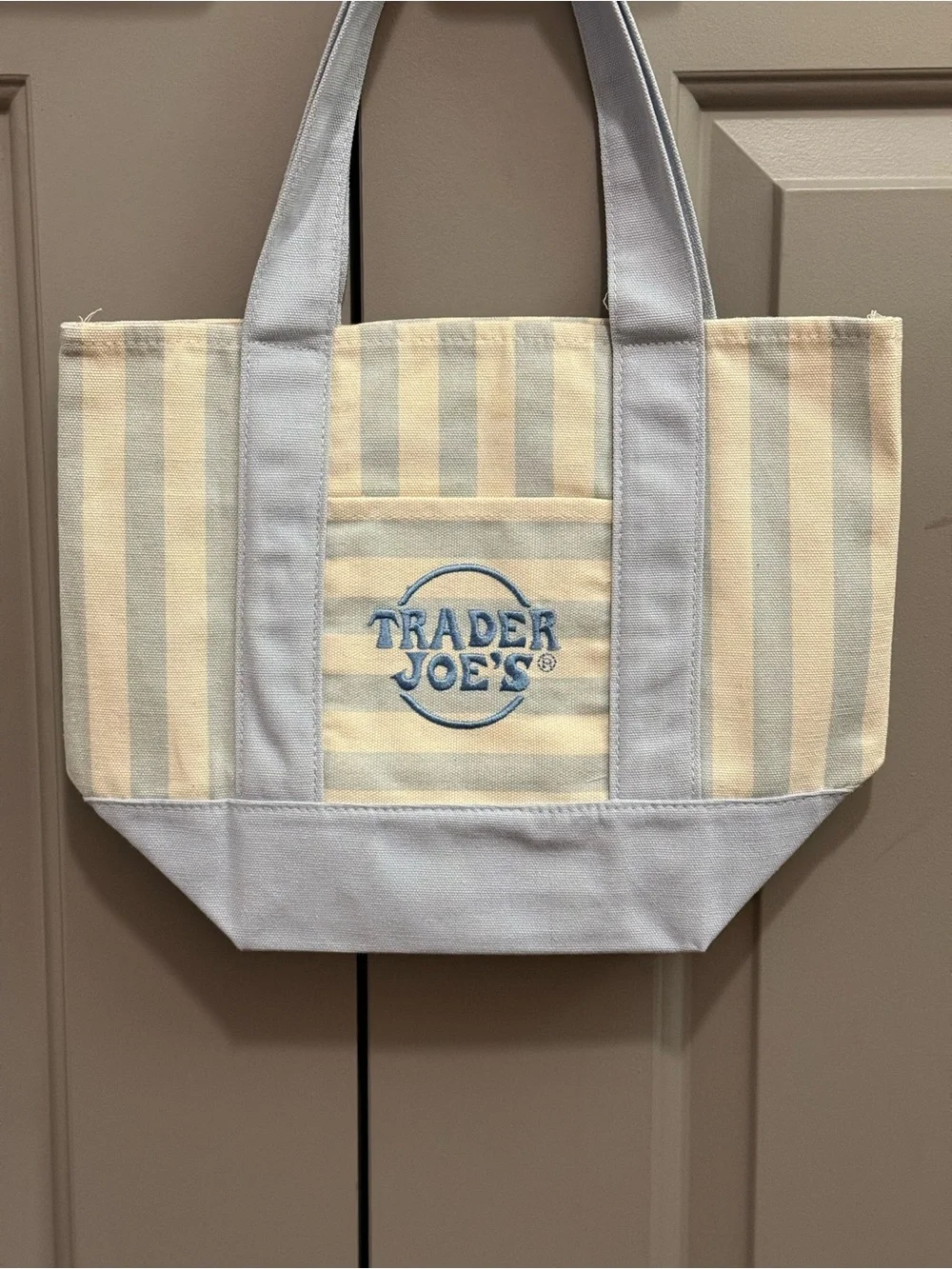 VIRAL 2026 Trader Joe’s Striped Mini Canvas Tote - Picture 3 of 3